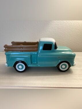 1950's Chevrolet 3100 Truck Ceramic Teleflora GM Licensed  Display Decor - IEC